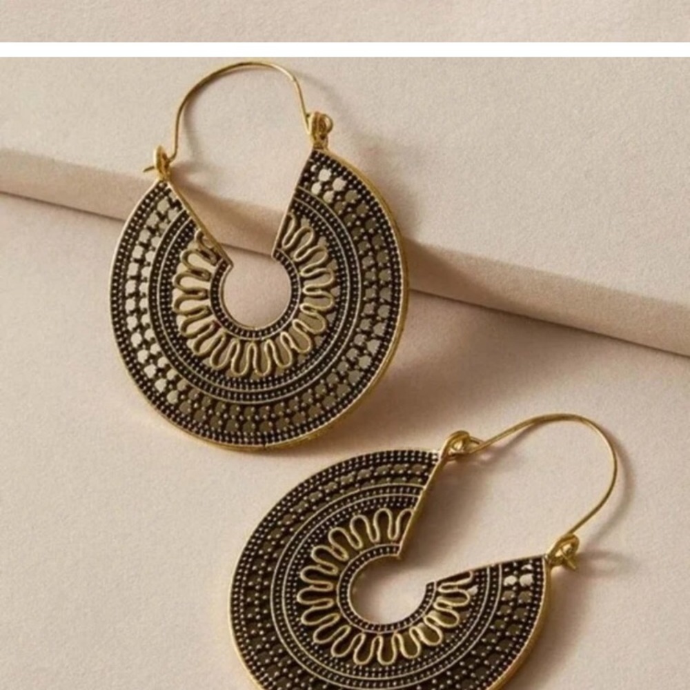 Antique Gold Colored Earrings